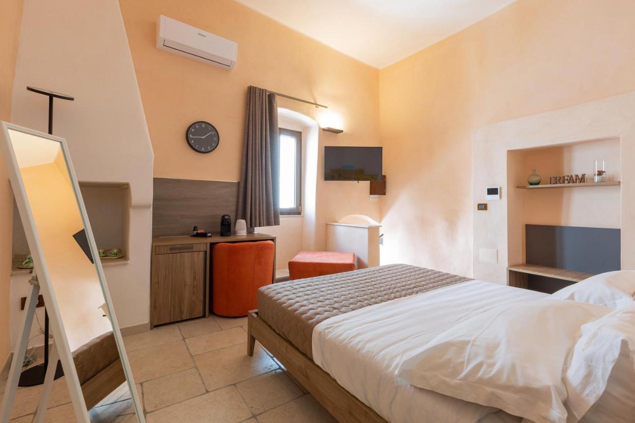 Terrae Rooms Rental Mesagne Eksteriør bilde